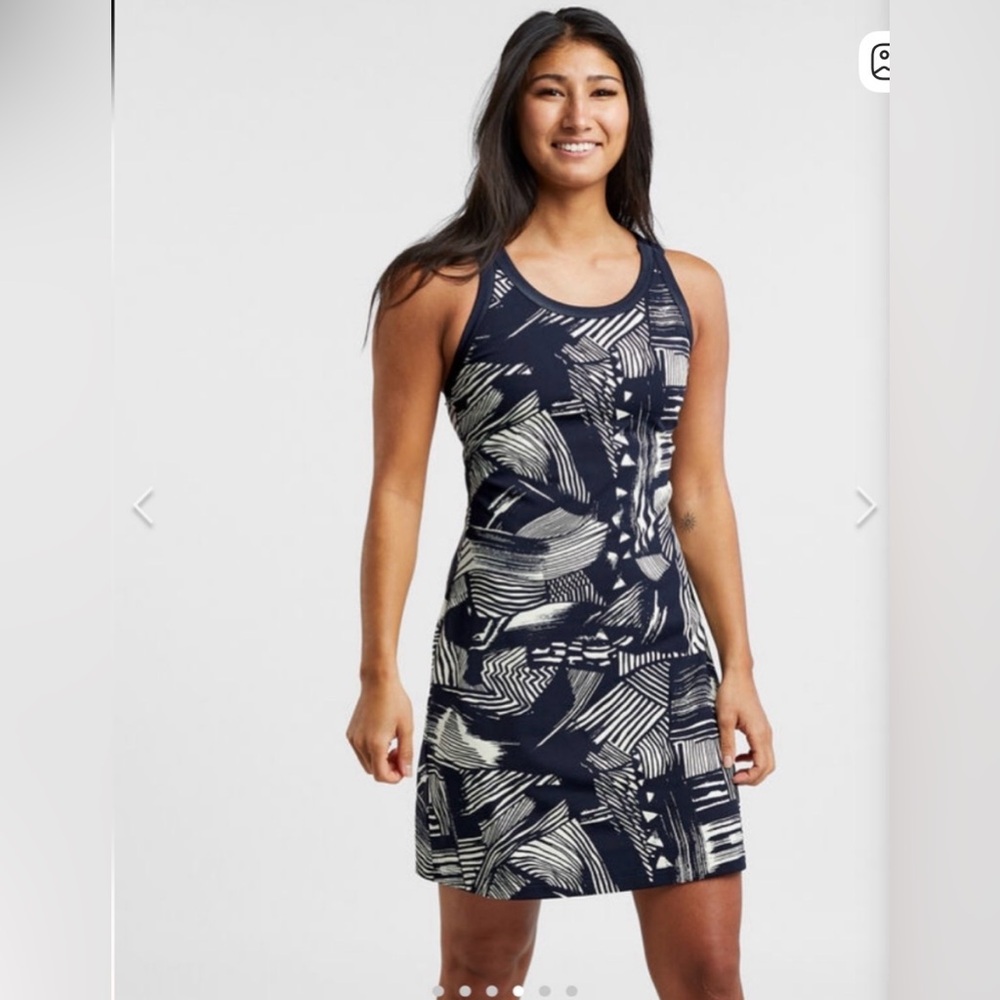 NWT Title Nine Cirque De La Vie dress